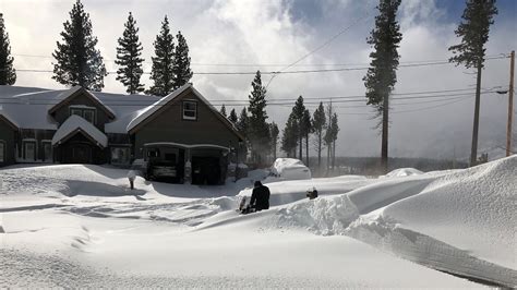 Deja Vu Up To 2 Feet Of Snow In Tahoe 4 Feet At Donner This Weekend