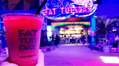Top 5 Buzzworthy Adult Drinks At Universal Orlando