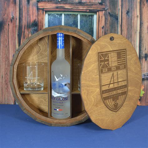 Whiskey Gift Barrel Set With 2 Personalized Drink Glasses For