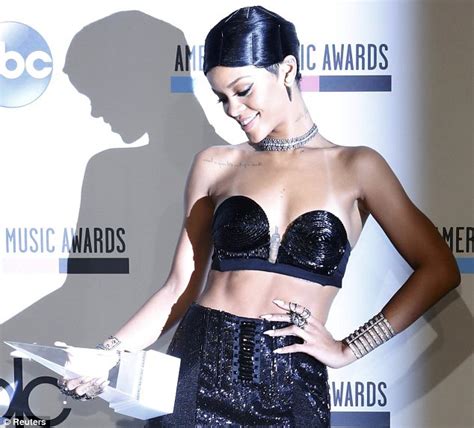 American Music Awards Ama 2013red Carpetthe Dressesthe Moments All