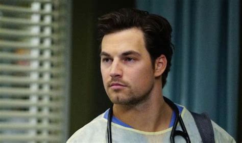 Greys Anatomy Why Did Andrew Deluca Star Giacomo Gianniotti Leave
