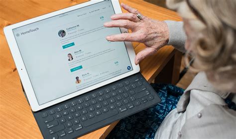 July 20, 2021 4:00 a.m. What is the best simple tablet for the elderly