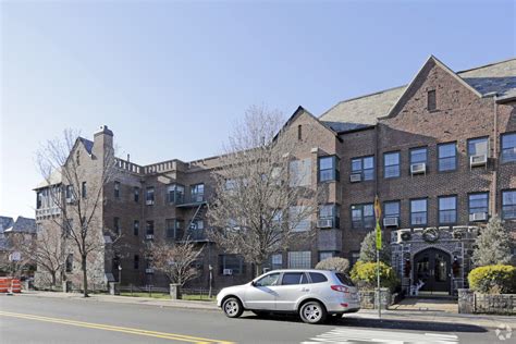 The Gardens Apartments In Forest Hills Ny