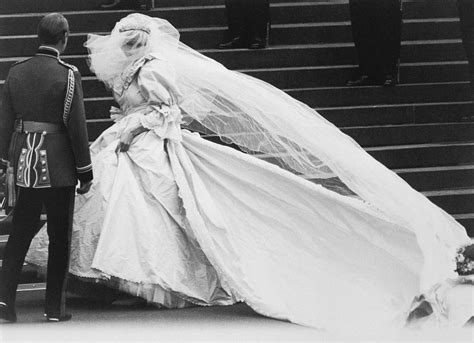 Princess Diana And Prince Charles Royal Wedding Dress Cake Date Tiara