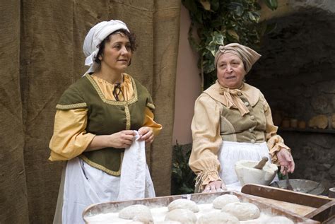 Bakers In The Middle Ages Give Me History