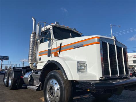 Used 2004 Kenworth T800w For Sale 39800 Chicago Motor Cars Stock
