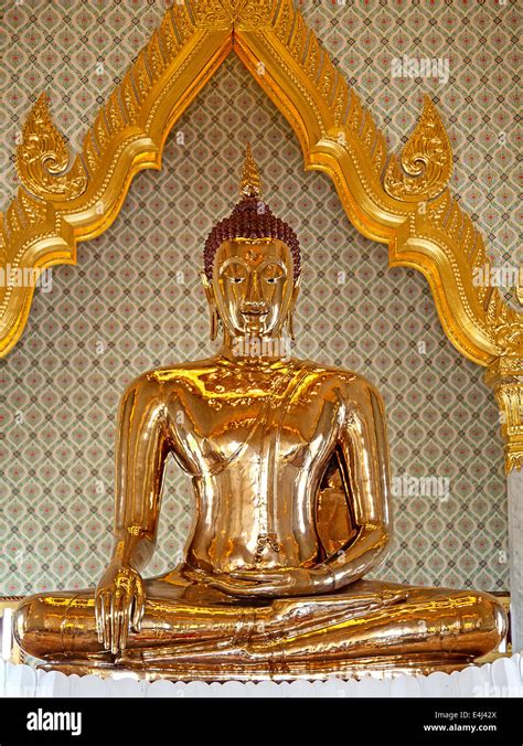 Famous Wat Trimit Golden Buddha Temple In Bangkok Thailand Stock