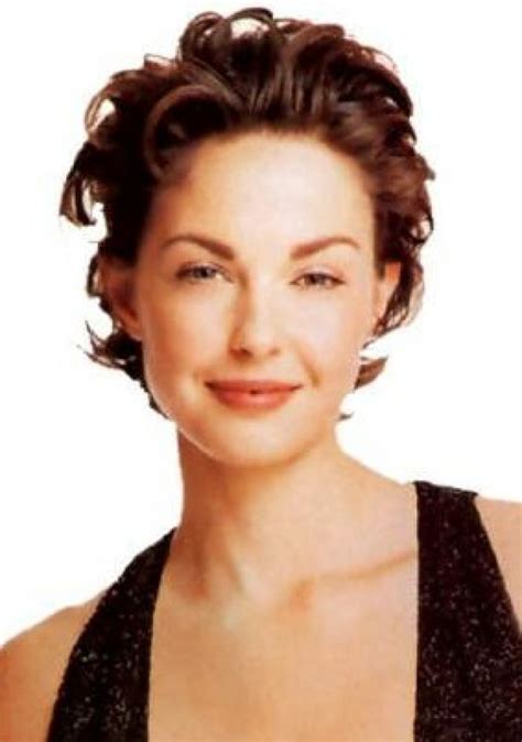 22 Ashley Judd Short Hairstyles Hairstyle Catalog