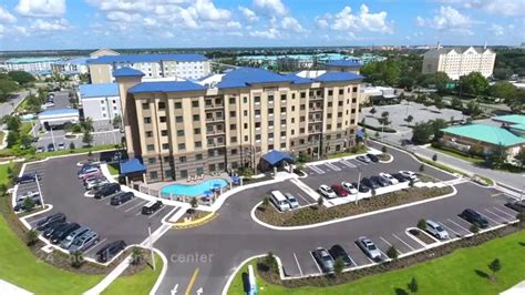 Our two bedroom, two bathroom suites are perfect for families, or for student and sports groups. 2 Bedroom Suites Near Seaworld Orlando - Bedroom Suites