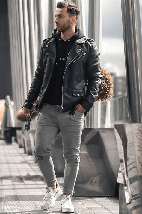 Streetstyle Männeroutfit Für Die Freizeit Mit Jeans Lederjacke Und