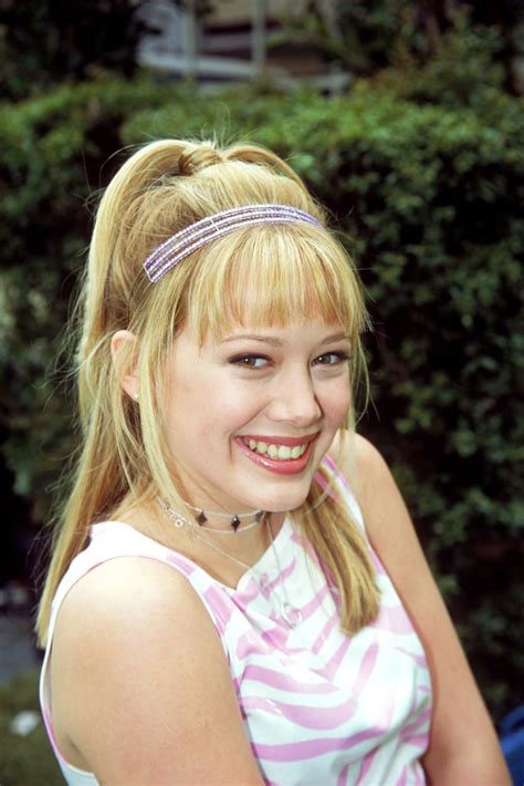 Hilary Duff With Bangs For The Lizzie Mcguire Reboot Popsugar Beauty Uk