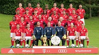 FC Bayern München Mannschaftsfoto 08102016 - Goal.com