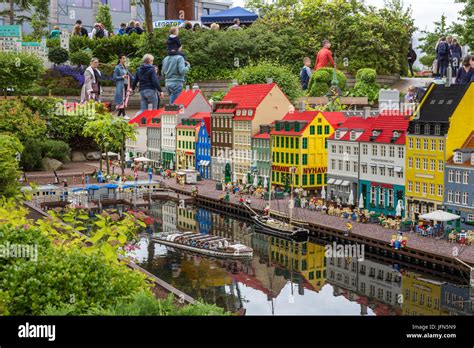 Billund Dinamarca Julio 27 2017 Ladrillos Lego Modelo De Nyhavn En