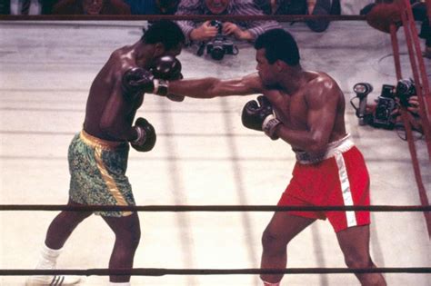 Stunning Pictures From The Fight Of The Century When Joe Frazier Shocked Muhammad Ali Daily Record