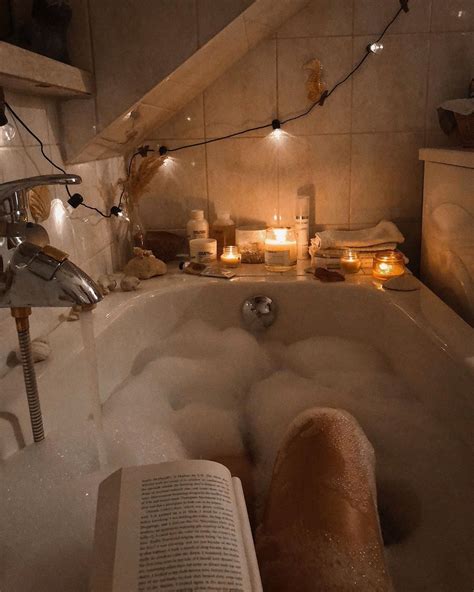 Quiet Night In The Bathtub 🛁 In 2020 Relaxing Bath Cozy Aesthetic