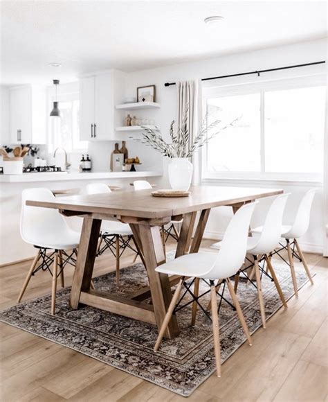Pin By Myrto Tsatsaroni On Interior Home Design In 2020 Dining Room