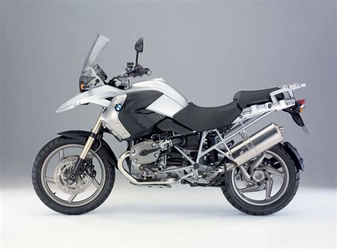 These are the challenges the new bmw r 1200 gs adventure is longing to master with its easy and agile. 2009 BMW R1200GS