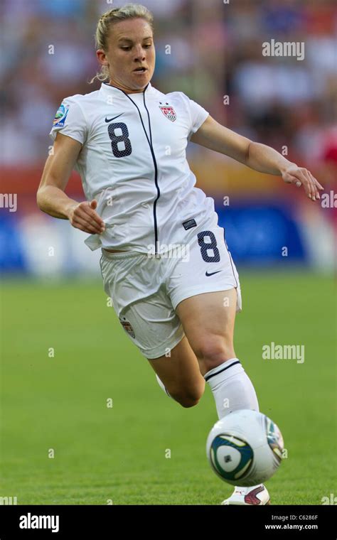 Amy Rodriguez Football Hi Res Stock Photography And Images Alamy