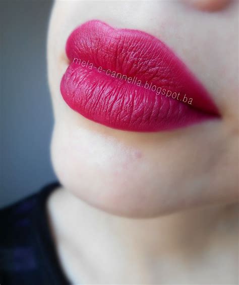 Mela E Cannella Farmasi Matte Lipstick 19 Autumn Lipstick Shades