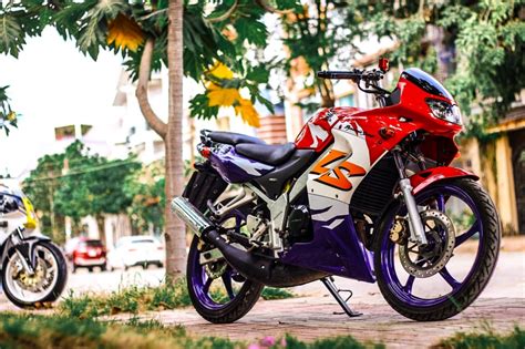 Here the source of info related to honda ls125r collected from internet for your references : Honda LS 125 đẹp lung linh khoe dáng giữa Sài Gòn | 2banh.vn