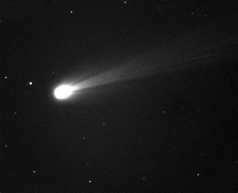 Comet Isons Close Sun Encounter This Week Has Scientists Fired Up Space