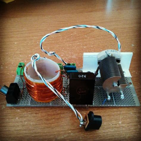 Makerf A Mighty Simple Shortwave Transmitter