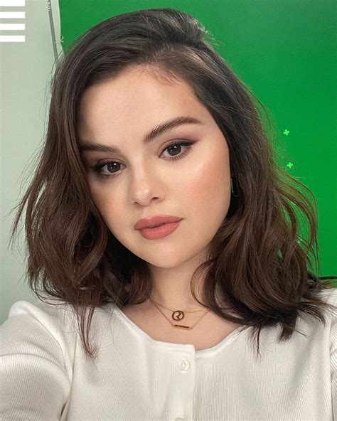 Natasha 💜 Adlı Kullanıcının Selena Gomez Panosundaki Pin Selena