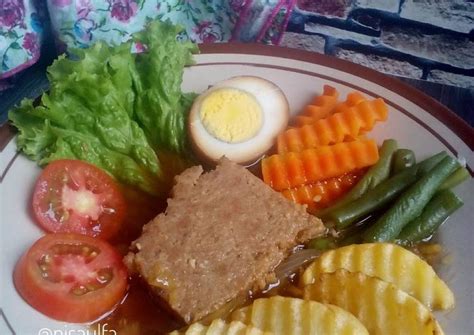 I've been fascinated by galantines for a long time. Resep Selat Solo Galantin oleh Nisa Ulfa - Cookpad