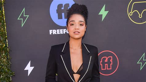 The Bold Type Star Aisha Dee Calls For Diversity Behind The Scenes