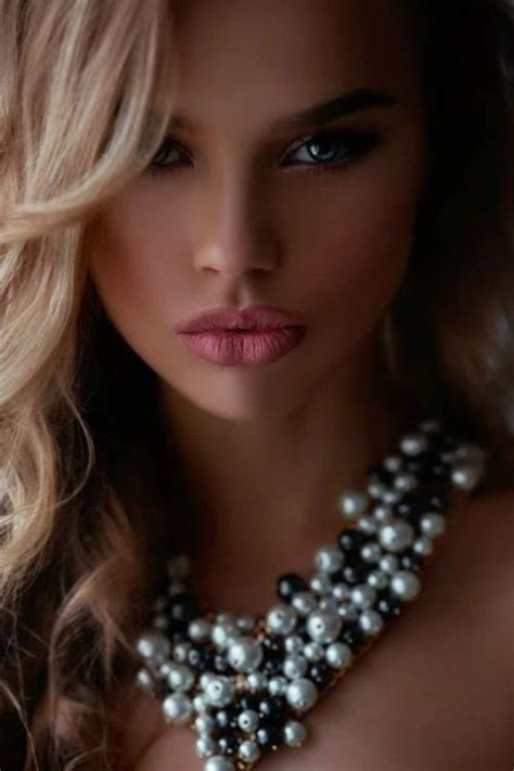 Pin By Boujitravel On Succulent Lips Beautiful Eyes Most Beautiful