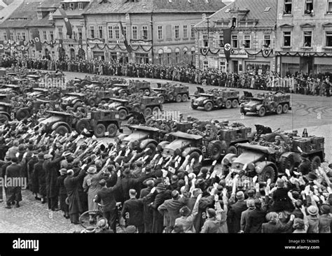 Der Marktplatz Von Schluckenau Heute Schluckenauer Am 2 Oktober 1938