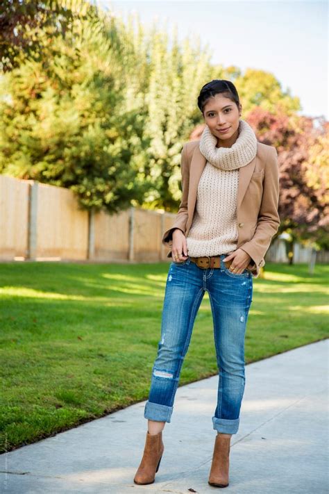 Cute Fall Outfits With Jeans And Boots