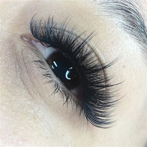 Pin On Whispy Lashes Kylie Lashes