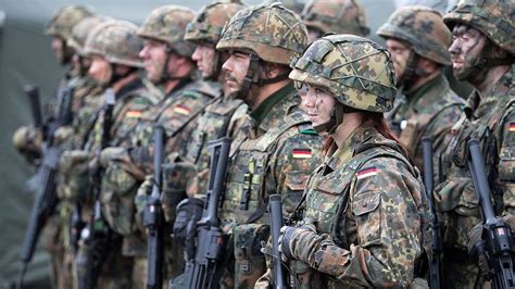 Wie heisst dieser haarschnitt ? 20 Jahre Frauen in der Bundeswehr - ein Verbandserfolg ...