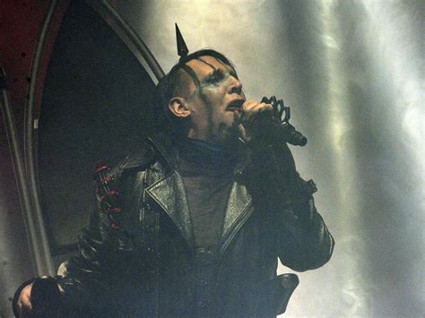 Wohnung gasometer wien kaufen ab € 260.000, 3 wohnungen mit reduzierten preis! Trotz Rollstuhl: Schockrocker Marilyn Manson heizte in ...