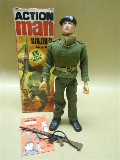 1975 Action Man Soldier With 2nd Issue Black Plastic Beret Childhood
