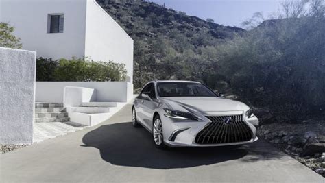 2022 Lexus Es Sedan Lineup Unveiled With New Design Better Safety Features