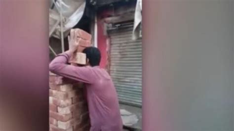 Video Pakistani Man Lifts Six Bricks With Teeth News Khaleej Times