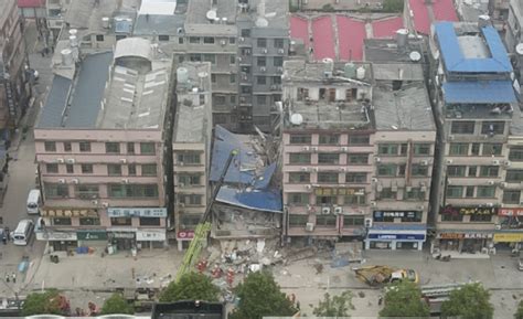 Woman Rescued 50 Hours After China Building Collapse Online Version