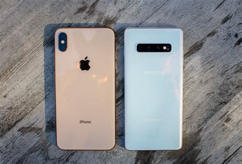 Xs max is the big one. Compare Between Samsung Galaxy S10 Plus vs iPhone XS Max ...