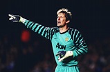 Edwin van der Sar: the master of Cruyffian methods in goal