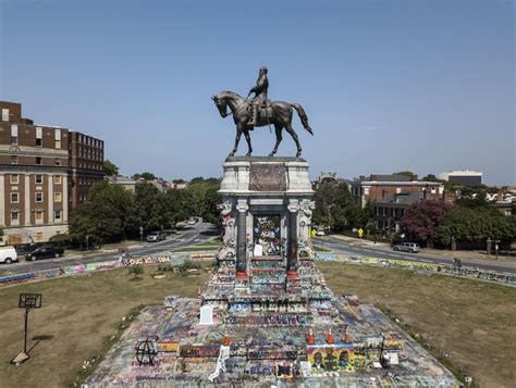 Richmonds Robert E Lee Statue Will Stay In Place Until