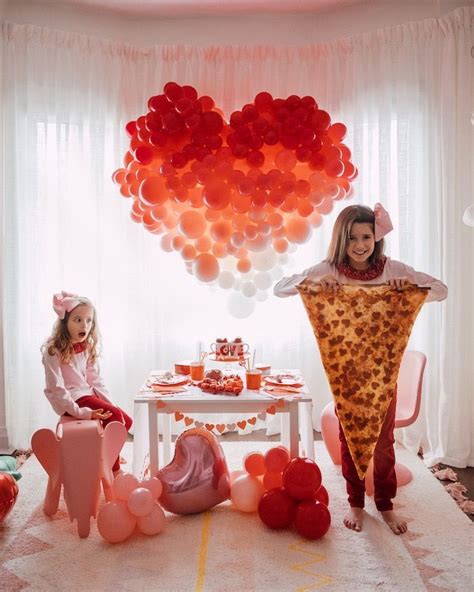 Love You To Pizzas Valentines Day Party Karas Party Ideas