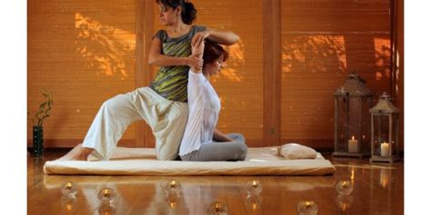 Le Massage Thaïlandais Une Technique Traditionnelle Pour Relâcher Les
