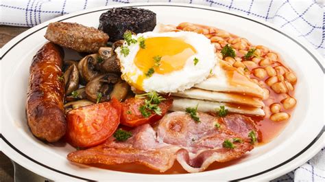 This Is What A Full Irish Breakfast Really Means