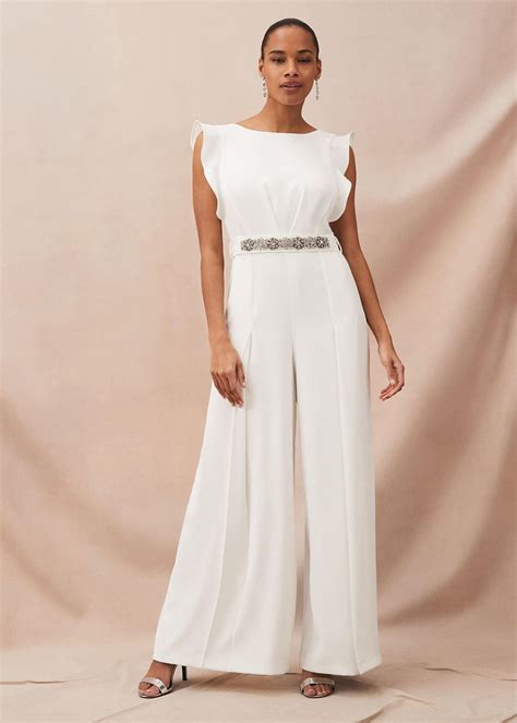28 Of The Best Wedding Jumpsuits For Brides In The Uk Uk