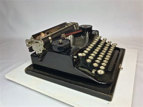 1926 Underwood Standard 4 Row Portable Interesting Typewriters From The 1870s To The 1970s