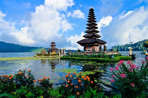 Bali Travel Guide Find The Bali Tourist Guide Information At