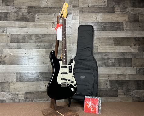 Fender 70th Anniversary Player Stratocaster With Rosewood Fingerboard