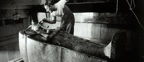 Howard Carter The Man Who Discovered King Tuts Tomb In 1922